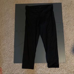 Black Capri Leggings